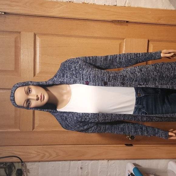 Womens sweater - Picture 3 of 7